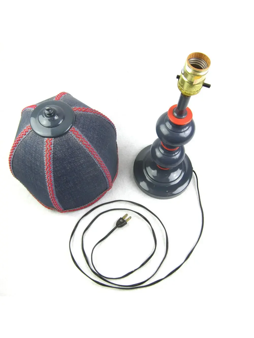 Vintage Country Table Lamp Blue & Red Denim Dome Clip On Shade Pillar WORKS